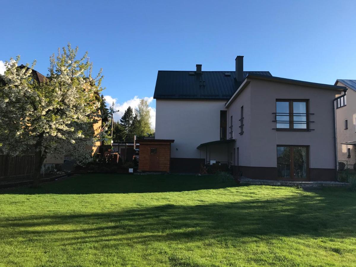 Apartman Emka 2 Liptovsky Mikulas Bagian luar foto
