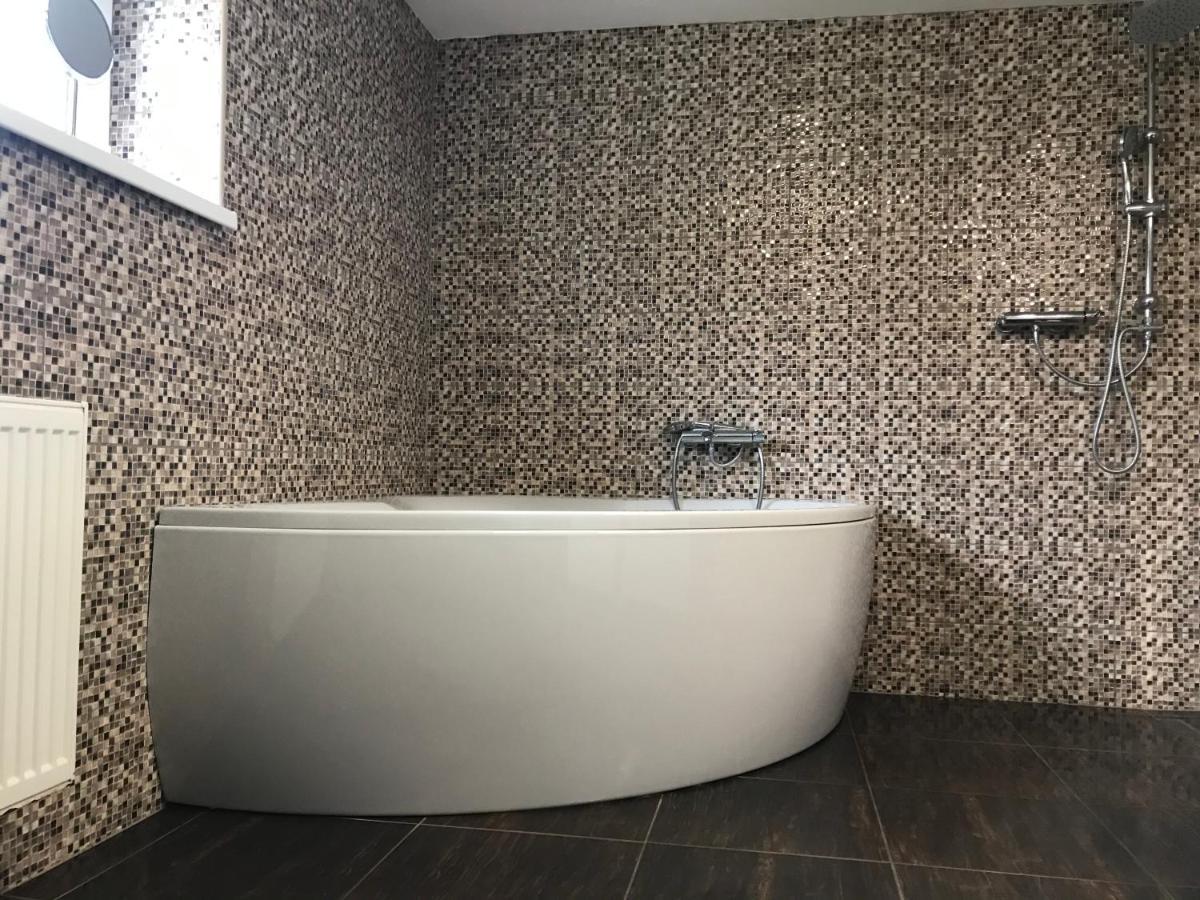 Apartman Emka 2 Liptovsky Mikulas Bagian luar foto